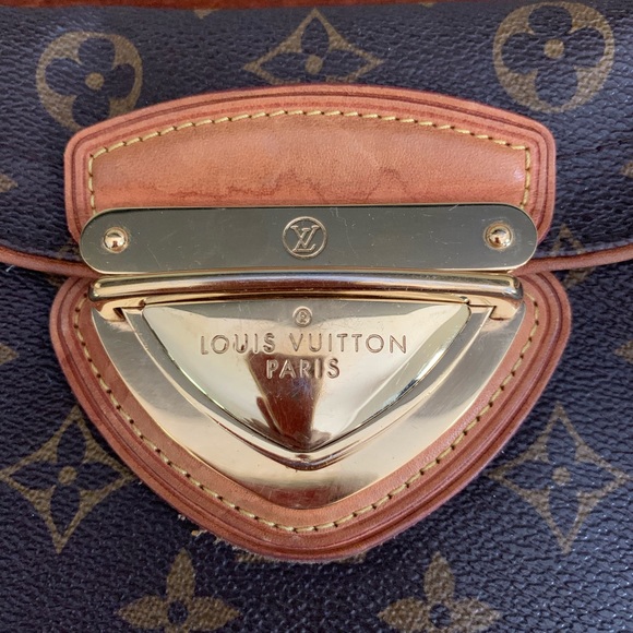 Louis Vuitton Beverly Clutch - Picture 2 of 8